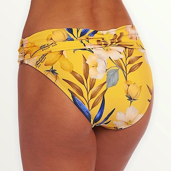 La Blanca Fiore Shirred Band Hipster - Picture 2 of 11